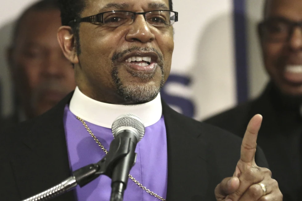 LISTEN-PODCAST! CARLTON PEARSON IS DEAD—BLACK CHRISTIAN NEWS MINUTE WITH MRS. MERIQUA WHYTE. DANIEL WHYTE III SAYS FALSE PROPHET CARLTON PEARSON IS DEAD. UNTIL GOD INFORMS US OTHERWISE, THE MAN WHO DENIED THE CLEAR PREACHING OF JESUS CHRIST, THE SON OF GOD, WHO PREACHED ON THE BURNING HELL MORE THAN ANY OF THE PROPHETS IN THE OLD TESTAMENT AND MORE THAN ANY OF THE APOSTLES IN THE NEW TESTAMENT IS, ACCORDING TO THE WORD OF GOD, IN THE SAME BURNING HELL HE LED THOUSANDS TO GO TO WITH A FALSE, SO-CALLED “INCLUSION GOSPEL” THAT ALSO TAUGHT THAT PRACTICING SODOMITES/HOMOSEXUALS CAN BE CONSIDERED “SAVED” AND MEMBERS OF THE CHURCH OF THE LORD JESUS CHRIST IN GOOD STANDING, WHICH IS DIAMETRICALLY OPPOSED TO WHAT THE BIBLE TEACHES. TRAGICALLY, BEFORE ANDY STANLEY, THERE WAS CARLTON PEARSON.