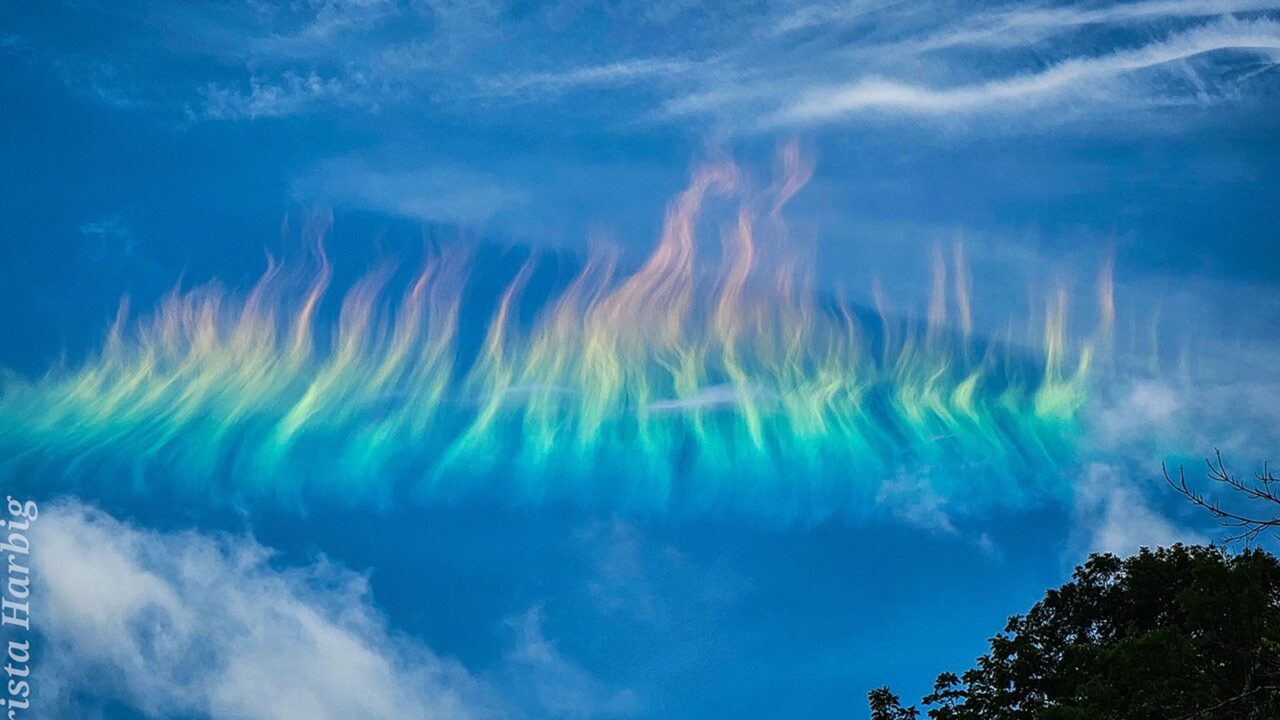 APOD: 2026 August 2 – A Fire Rainbow over West Virginia