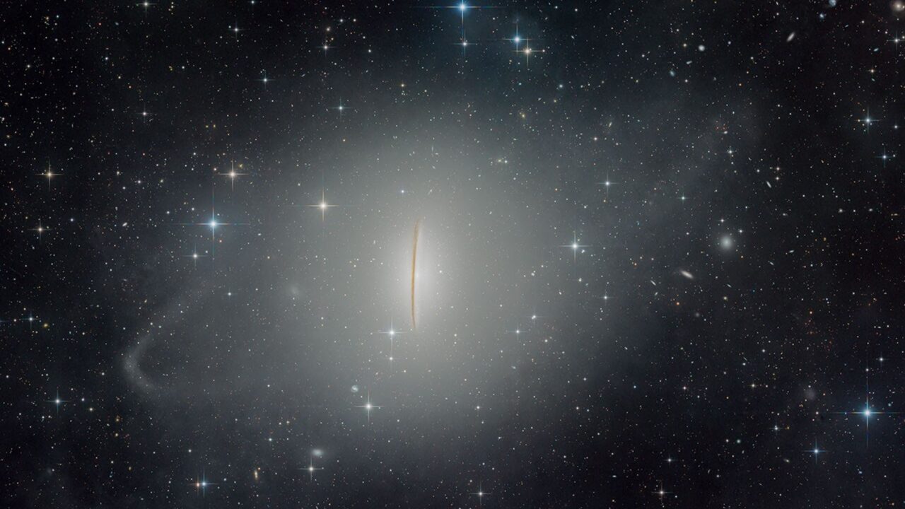 APOD: 2026 October 5 – M104: The Sombrero Galaxy’s Tidal Streams