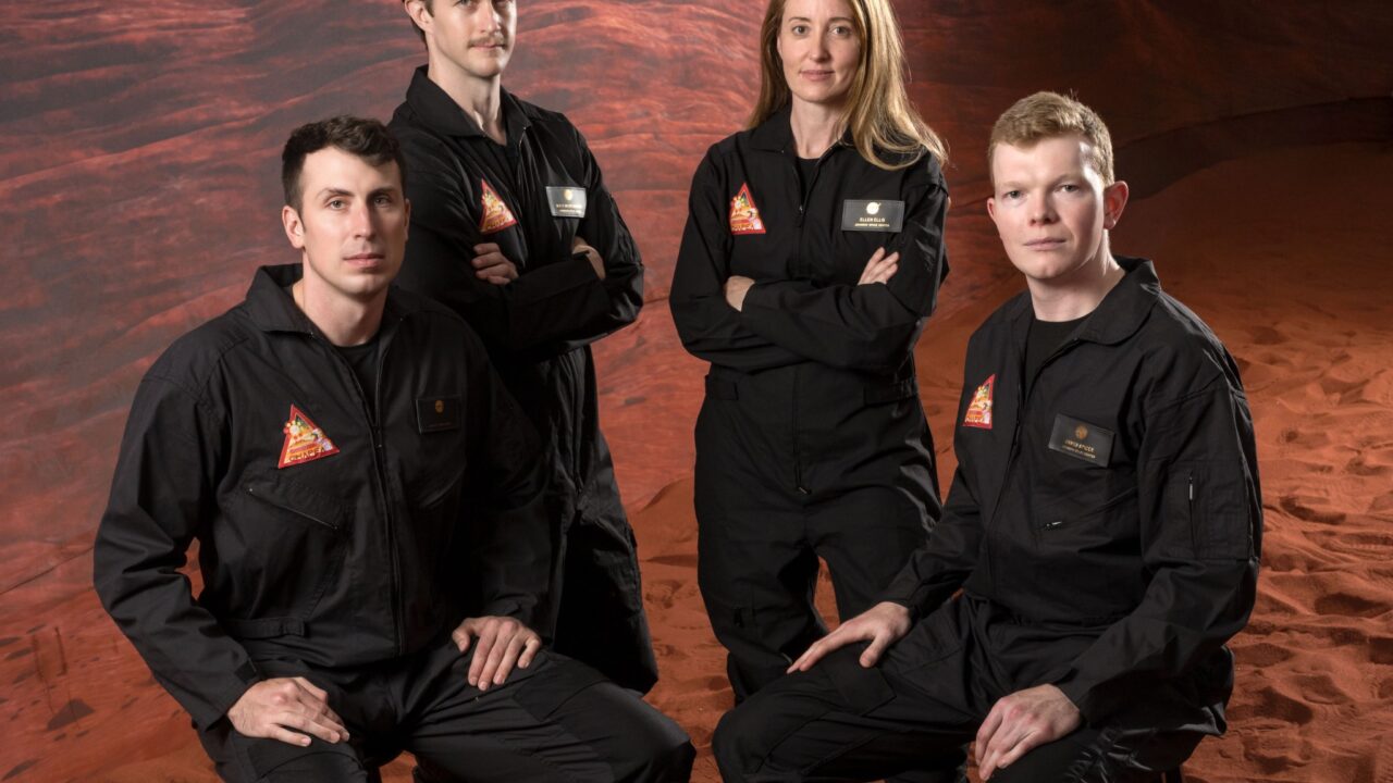 NASA Invites Media to Crew Completion of Yearlong Mars Simulation